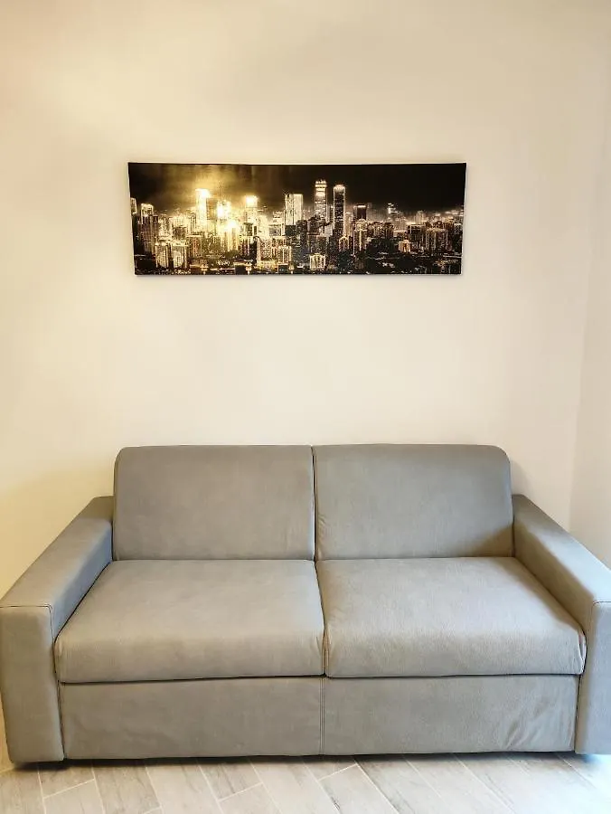 Silver Apartment Arezzo 0*,